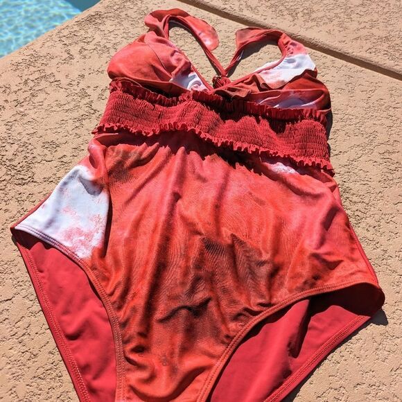 Women's marble red/white one-piece swimsuit - Picture 11 of 16